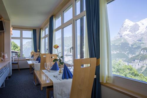 Étterem, Hotel Alpina in Murren Városközpont