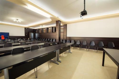 Family Hotel Hebar - image 8