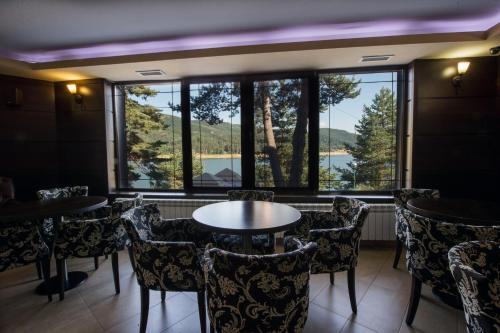 Family Hotel Hebar - image 9