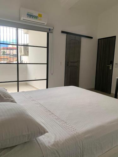 Deluxe Double Room with Balcony image 1