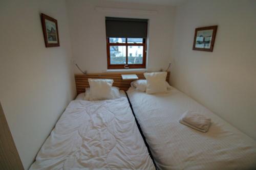 Glenmore Hewetson Court centrally located 1st floor apartment in Keswick - image 2