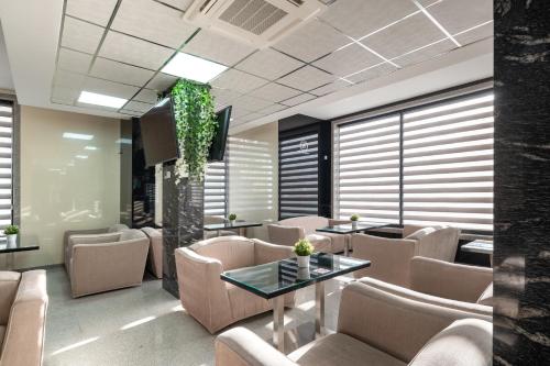 Hotel Boutique 5 - Free parking - Free breakfast - Free internet - EVSE, Sofia (Foto 3)