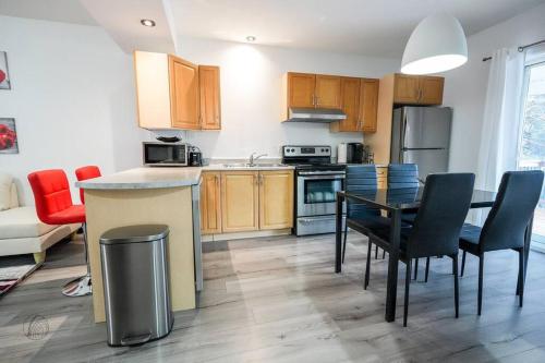 Le Petit Manoir - Rubis in Duhamel (QC)