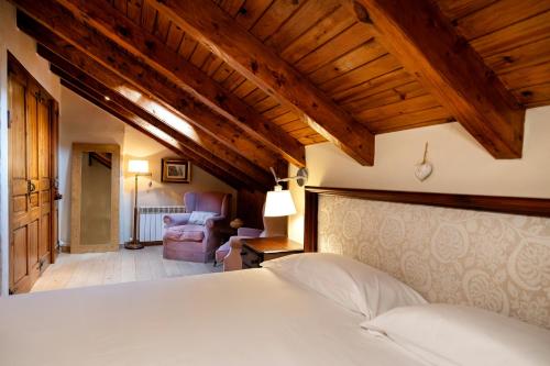 Pleta Ordino 51, Duplex rustico con chimenea, Ordino, zona Vallnord in Ordino