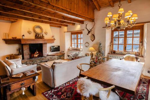 B&B Ordino - Pleta Ordino 51, Duplex rustico con chimenea, Ordino, zona Vallnord - Bed and Breakfast Ordino