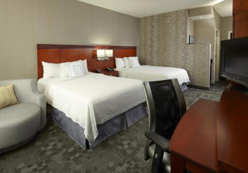 Queen Room with Two Queen Beds