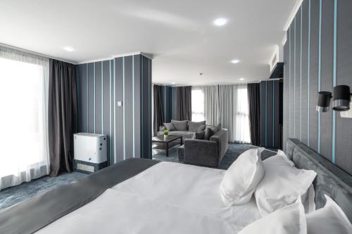 Hotel Boutique 5 - Free parking - Free breakfast - Free internet - EVSE, Sofia (Foto 8)