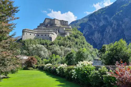 Casa Vignolet : la finestra su Pont-Saint-Martin