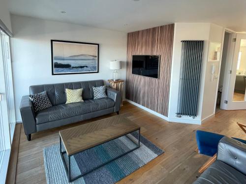 3 Quay Court - image 6