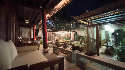 Qingxin Courtyard Art Guesthouse