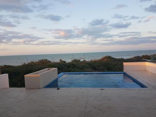 Peldbaseins, Casa las Margaritas: Beach house in a secluded Pueblo Mágico (Casa las Margaritas: Beach house in a secluded Pueblo Magico) in Sisal