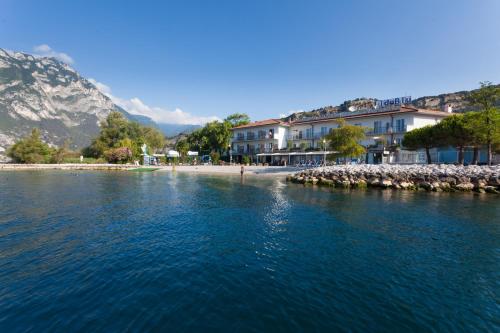 Hotel Lido Blu - Surf & Bike Nago-Torbole