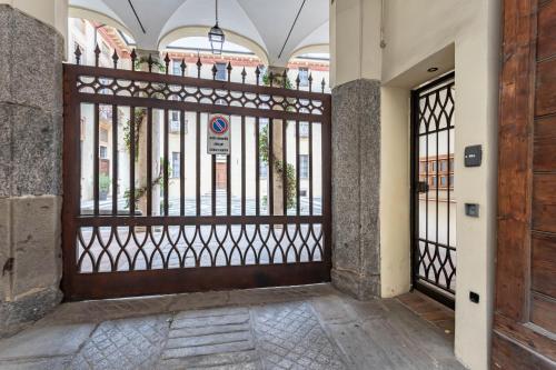 La Casa di Enrichetta - Pavia City - by HOST4U