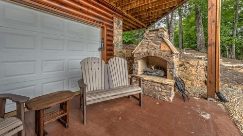 Four-Bedroom Holiday Home image 8