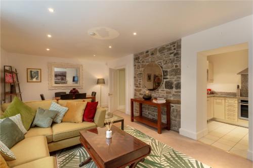 Spectacular 2 Bedroom Apartment with Sunny Garden & Terrace, Dublín (foto 4)