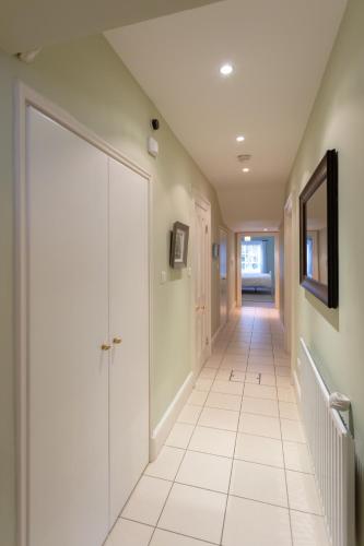 Spectacular 2 Bedroom Apartment with Sunny Garden & Terrace, Dublín (foto 6)