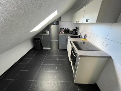 Moderne gemütliche 2-Zimmer Wohnung Stuttgart Bad-Cannstatt, Štutgart (fotografie 6)
