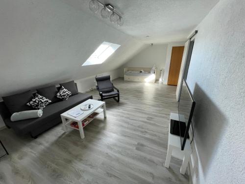 Moderne gemütliche 2-Zimmer Wohnung Stuttgart Bad-Cannstatt - Apartment - Stuttgart