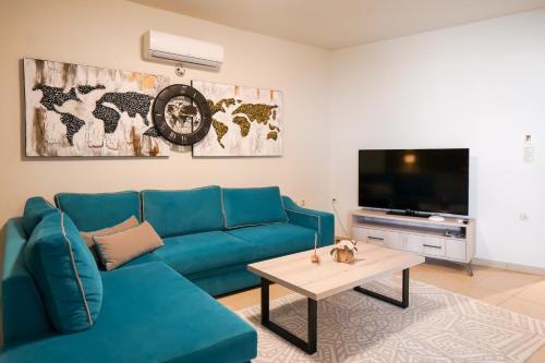 Theo and MS Luxurious Apartments by Filos Inc 4