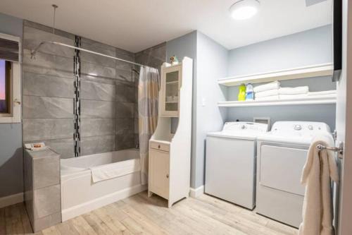 Sleeps 15