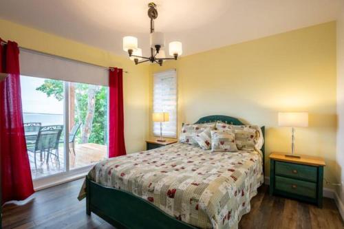 Sleeps 12