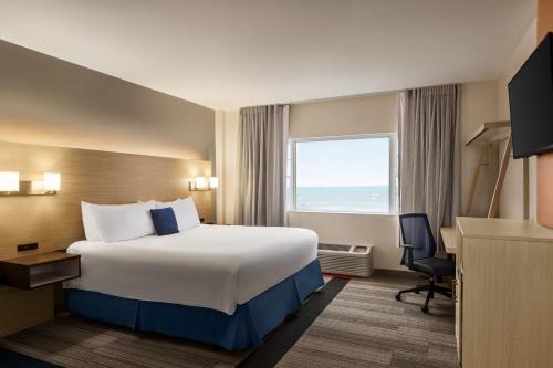 Oceanfront King Room room in LEXINGTON HOTEL MIAMI BEACH