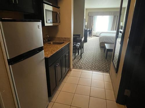 Holiday Inn Express & Suites Deming Mimbres Valley