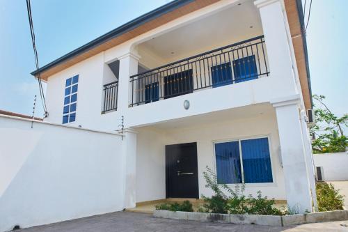 Modern 3 Bed Spacious Apartments