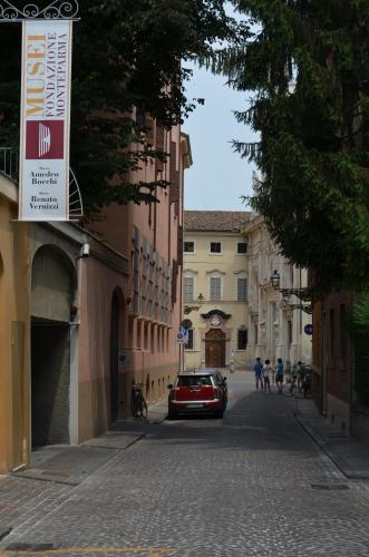 Heart of Parma - image 13
