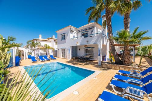 Villa Oasis Galé - Luxury Villa with private pool, AC, free wifi, 5 min from the beach