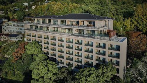 Exterior view, Atami Izusan Karaku in Izusan