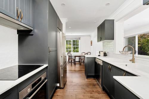 Cherry Tree Cottage, Burrawang, Southern Highlands in 布拉旺