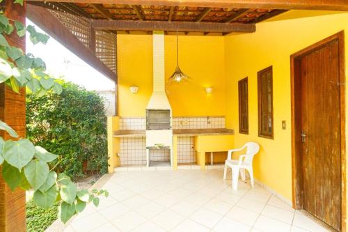 Búzios casa em condomínio com cozinha completa e área gourmet (Buzios casa em condominio com cozinha completa e area gourmet) in Golful Formosa