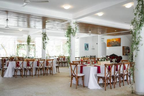 Sumadai Beach Hotel in Beruwala