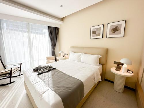 Ark Seaview Holiday Inn SHV by Caerus Management in Ream National Park