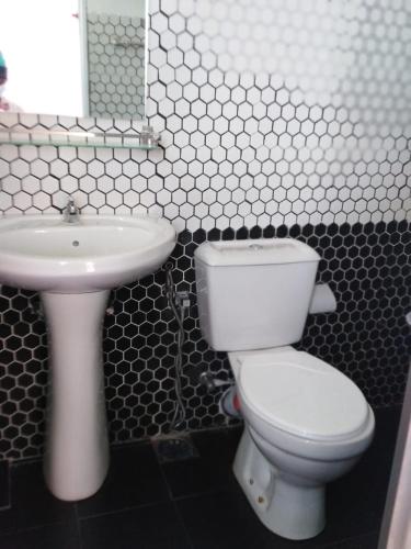 Frosty Heaven Guest House - Photo 2