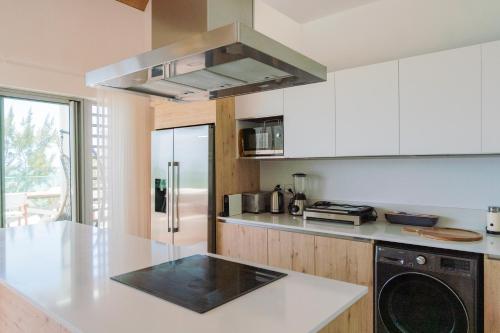 Modern, luxurious penthouse with incredible ocean views, Grand Gaube (zdjęcie 8)