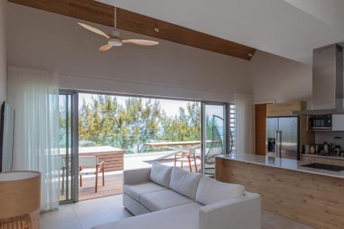 Modern, luxurious penthouse with incredible ocean views, Grand Gaube (zdjęcie 7)