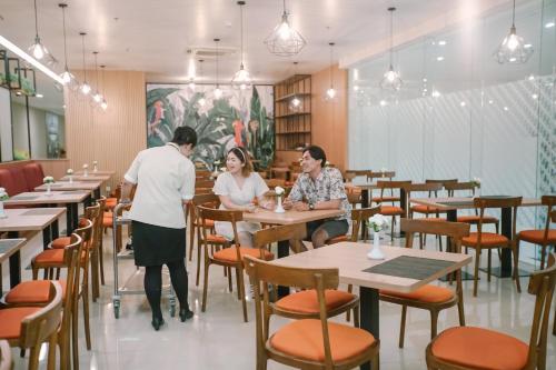 Εστιατόριο, Cordia Hotel Yogyakarta - Hotel Dalam Bandara in Yogyakarta