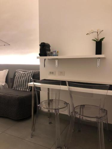 VESUCHARME SUITE Luxury Room - main image