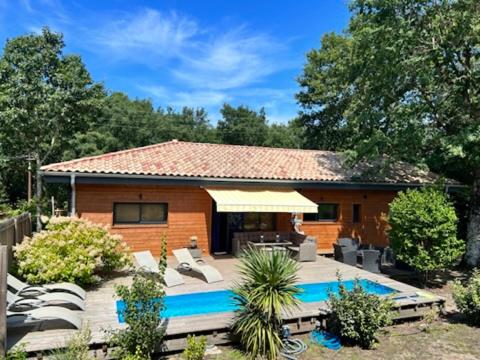 Maison en bois moderne et spacieuse - Location saisonnière - Soustons