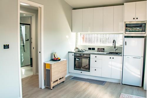 ห้องครัว, The Lodge @ Pembroke in ทาวา