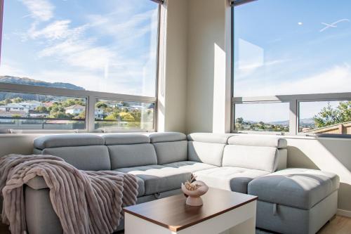 บริการและสิ่งอำนวยความสะดวก, The Lodge @ Pembroke in ทาวา