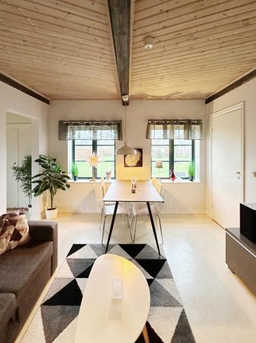 Létesítmények, Kåseberga Byhus (Kaseberga Byhus) in Glemmingebro