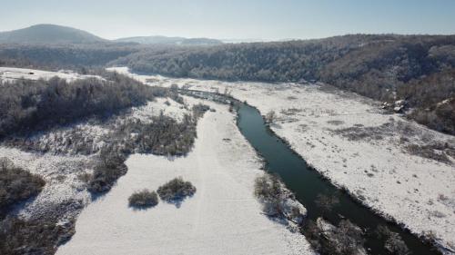 SMARAGD RIVER near Rastoke & Plitvice Lakes