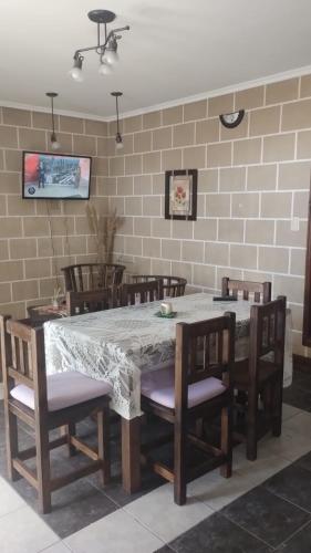 Facilities, Morris y Tilis Planta Alta in Barrio Parque Luro