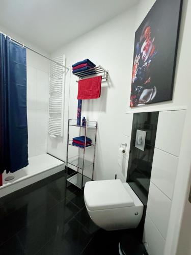 High Level Apartment - image 9