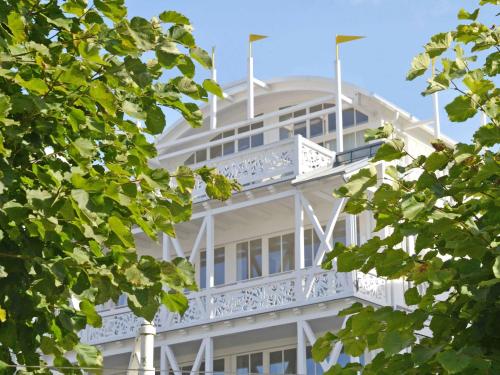 Villa Johanna in Sellin - WG 11 mit Kamin und großer Terrasse - image 4