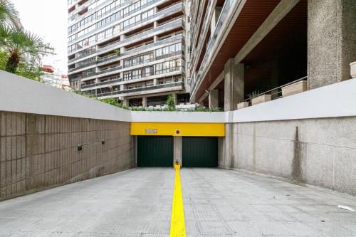 Céntrico y con parking gratuito by CABANA Rentals