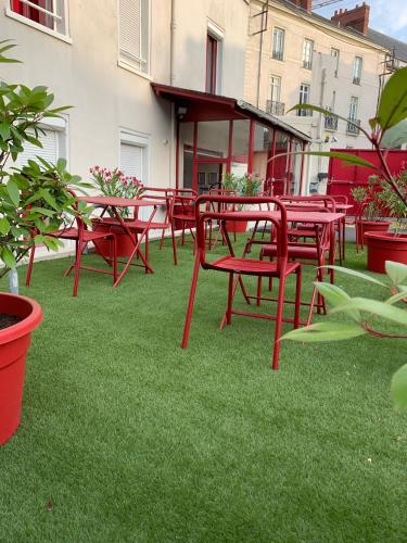 Logis Hotel Chateaubriand - 숙소 외관